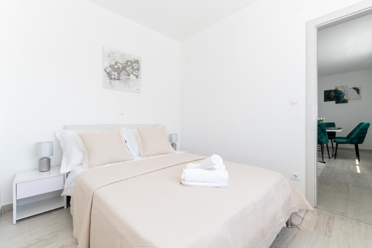 Silver Luxury Apartment Trogir Eksteriør billede