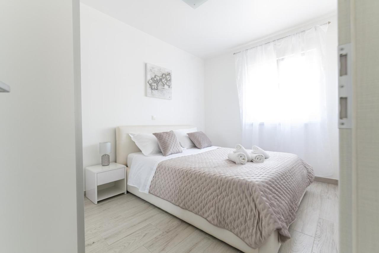 Silver Luxury Apartment Trogir Eksteriør billede