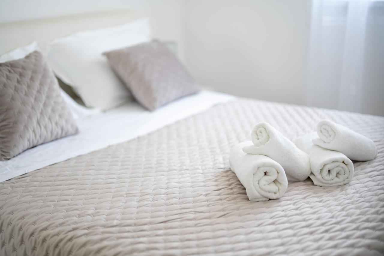 Silver Luxury Apartment Trogir Eksteriør billede