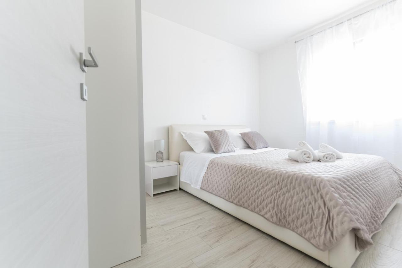 Silver Luxury Apartment Trogir Eksteriør billede