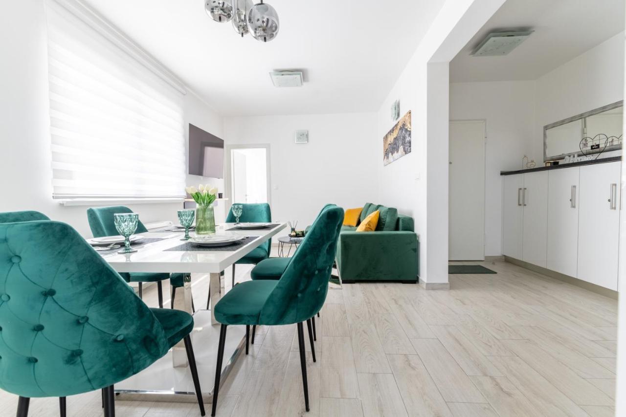 Silver Luxury Apartment Trogir Eksteriør billede